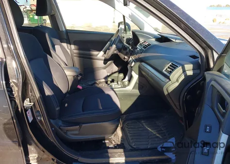 2017 Subaru Forester 2.5I Premium z USA, uszkodzony, nr VIN JF2SJAEC1HH580968